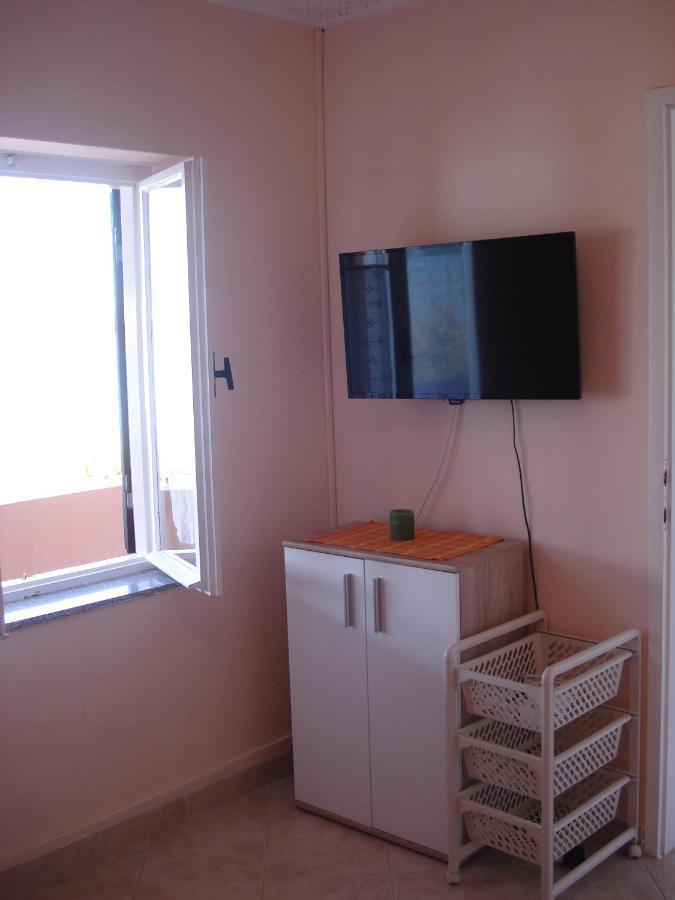 Apartmani Mirko Ljubac Ražanac Eksteriør billede